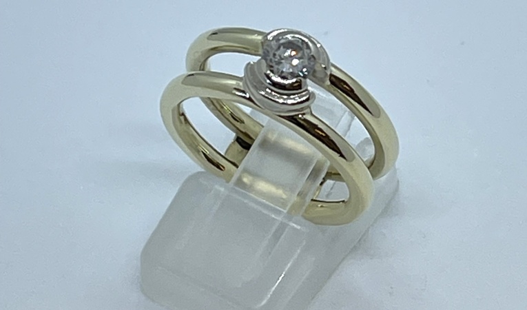 open-ring-met-diamant