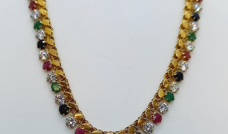 ketting--4-kleuren-steentjes