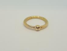 Ring met bol