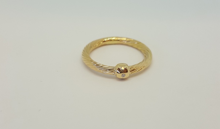 ring-met-bol