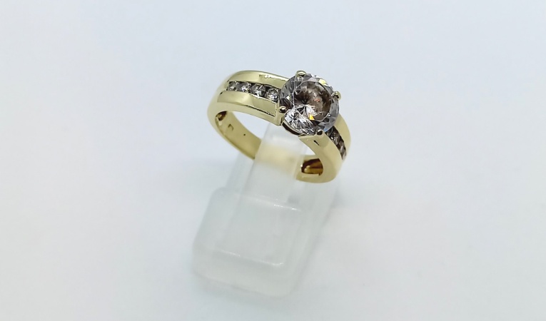 ring-soli-met-rij