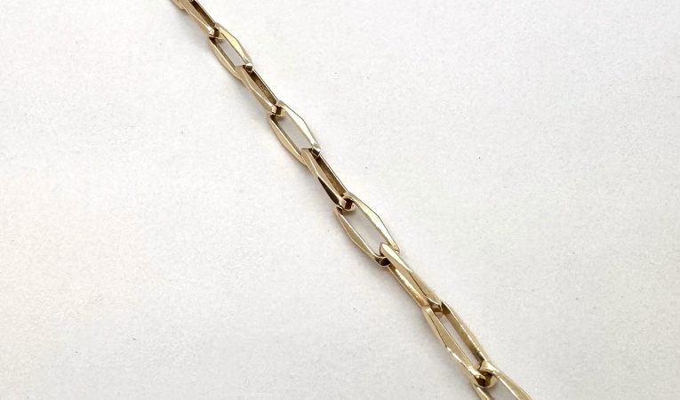 armband-closed-for-ever