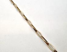 Armband 'closed for ever'