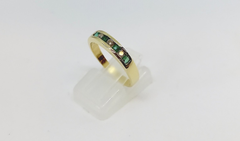 ring-groene-stenen