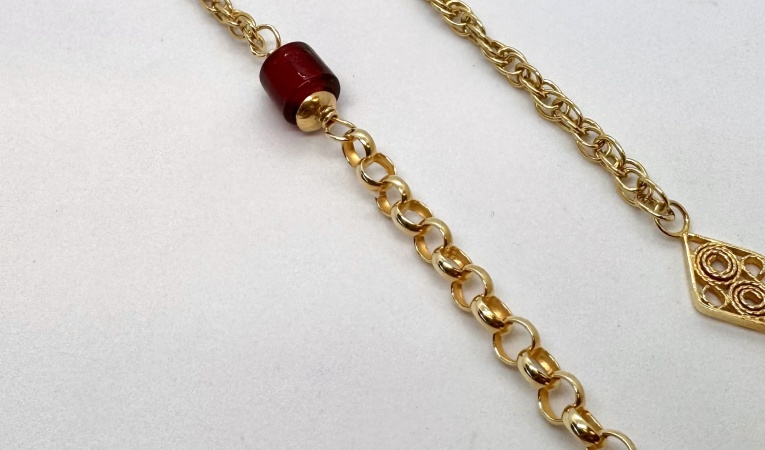 ketting-ala-kondre