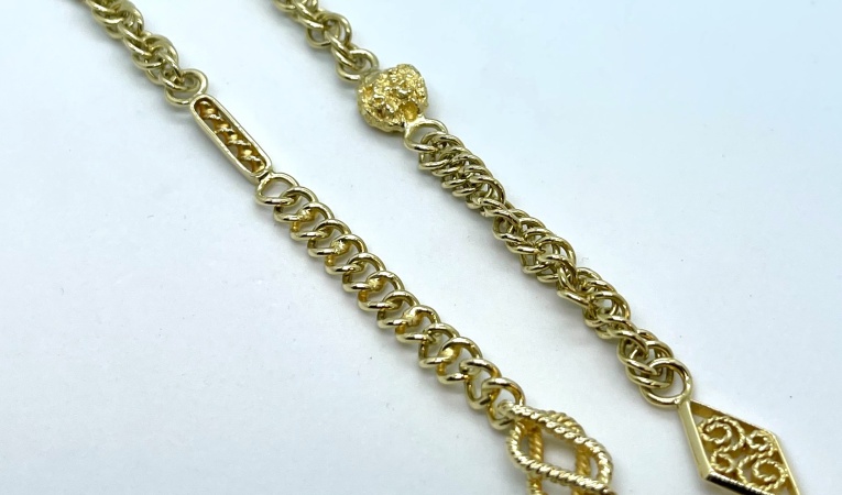 ketting-ala-kondre