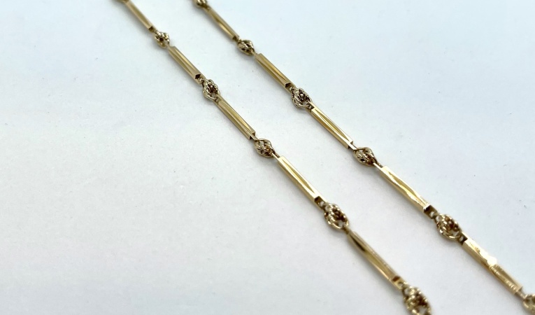 ketting-knoopjes