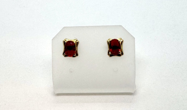 oorbellen-rode-steen