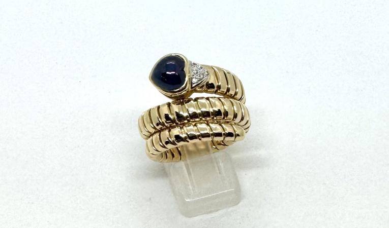 ring-blauwe-steen-diamant