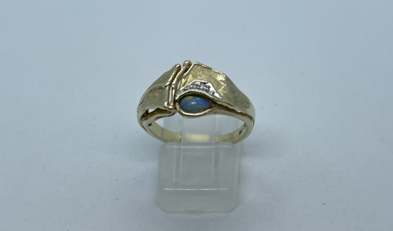 ring-opaal