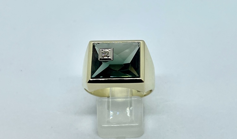 ring-groene-steen