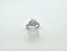 Ring wit goud