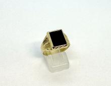 Ring zwarte steen